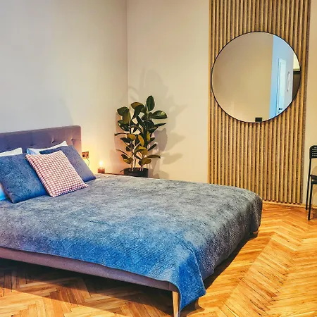 Paulas Room. アパート